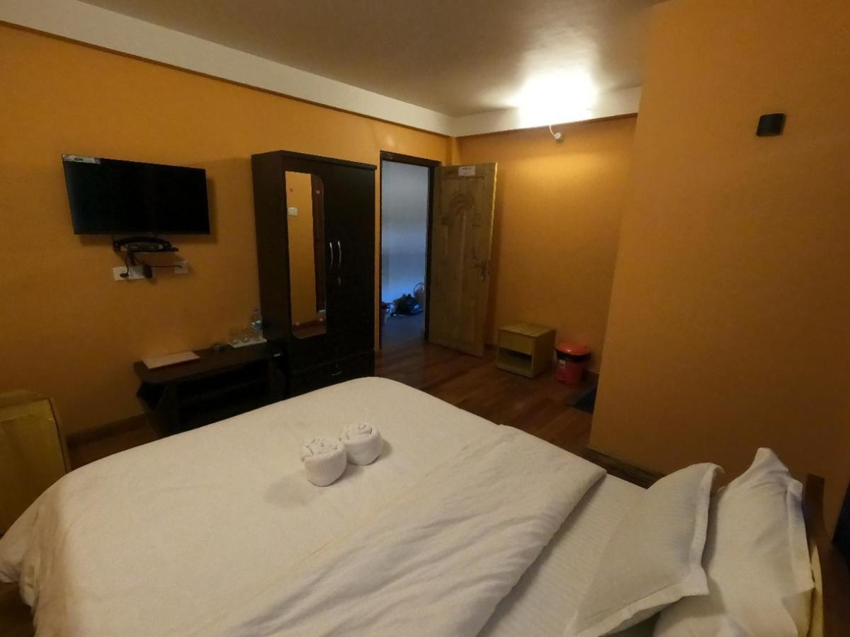 Aurora Guest House Shillong Eksteriør billede