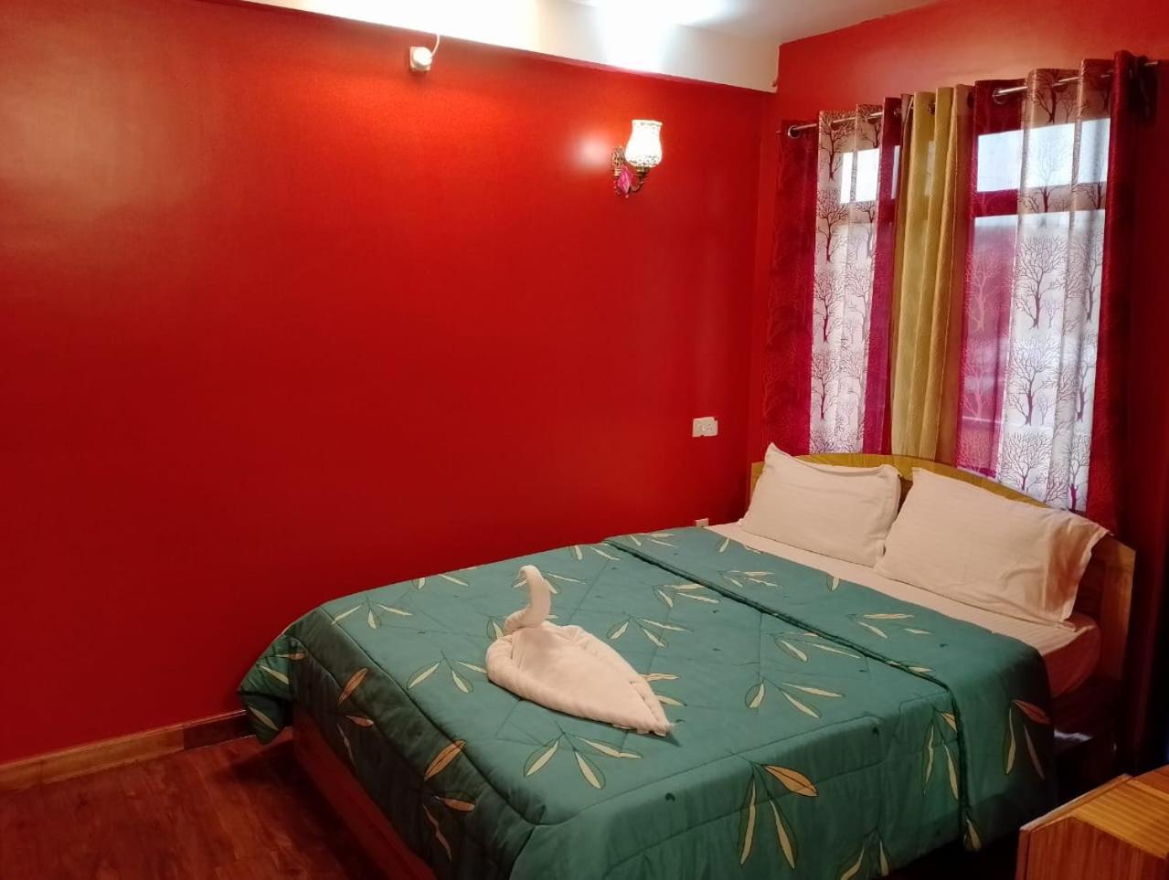 Aurora Guest House Shillong Eksteriør billede